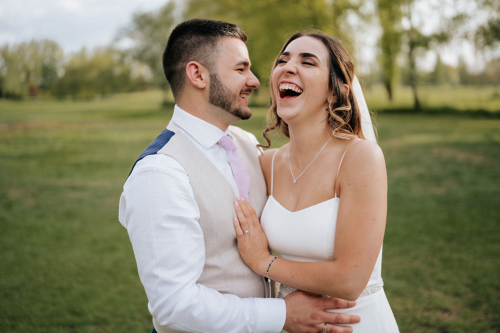 Guide to hiring a top rated Tindon End Wedding Photographer